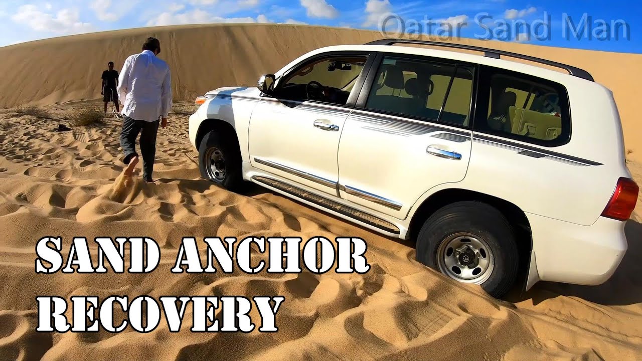 Sand Anchor recovery of a Toyota Land Cruiser in the Qatar Desert near Sealine Beach. سيلين , العديد
