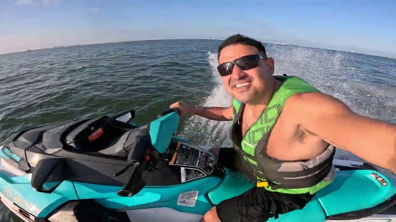 Andando en moto acuática en en el mar baltico de Polonia..gdansk 🚤🌊🤙🏻🙏🏻🧖🏻
