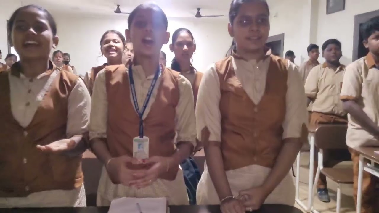   ପଦ୍ୟ ଆବୃତ୍ତି  (ମଙ୍ଗଳେ ଅଇଲା ଉଷା)