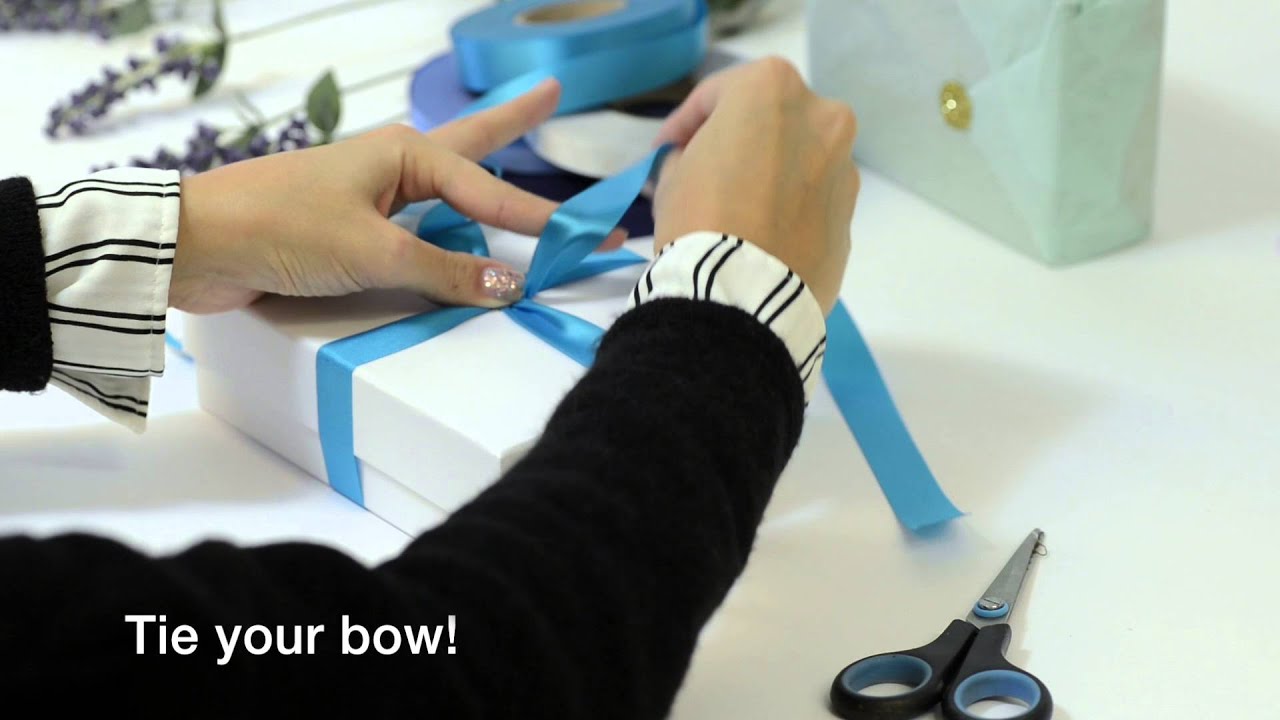 How To Tie A Luxury Bow