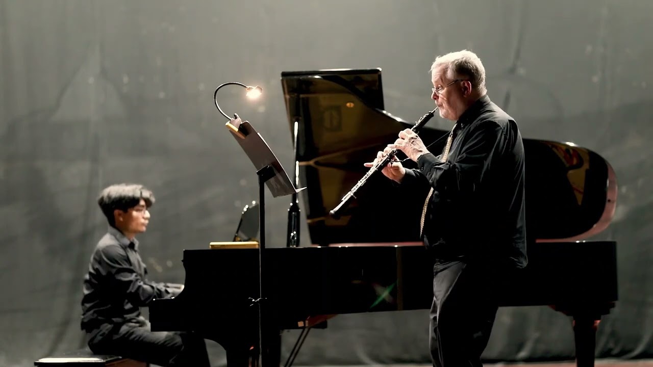 Fabio Fern&aacute;ndez Mu&ntilde;oz:  Vives en la Musica