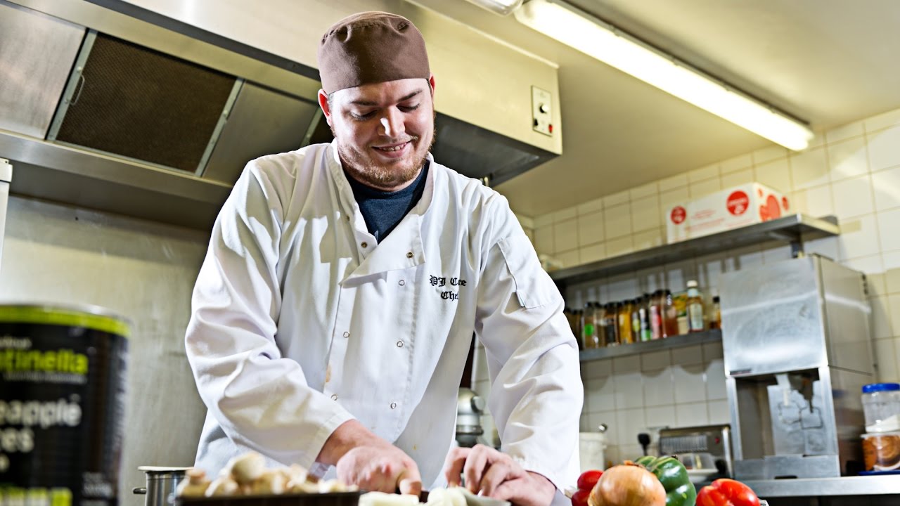 Apprenticeships at Milton Keynes College