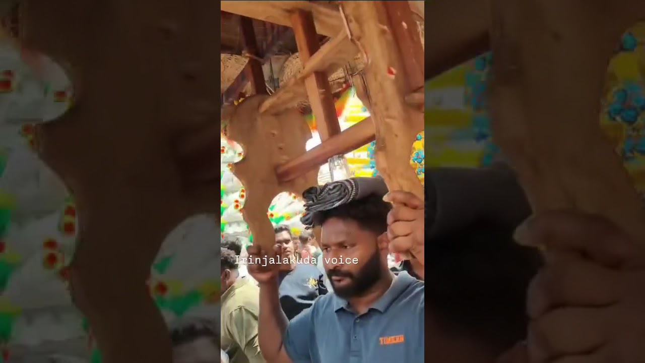 കൊല്ലാട്ടി ഷഷ്ഠിയ്ക്ക് ഗ്ലാസ് വെച്ചുള്ള കാവടി ആട്ടം