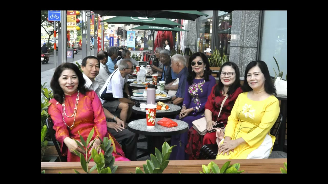 Ảnh đẹp Cổng Trường Tôi tuần cuối năm Ất Tỵ chờ đón Xuân Bính Ngọ