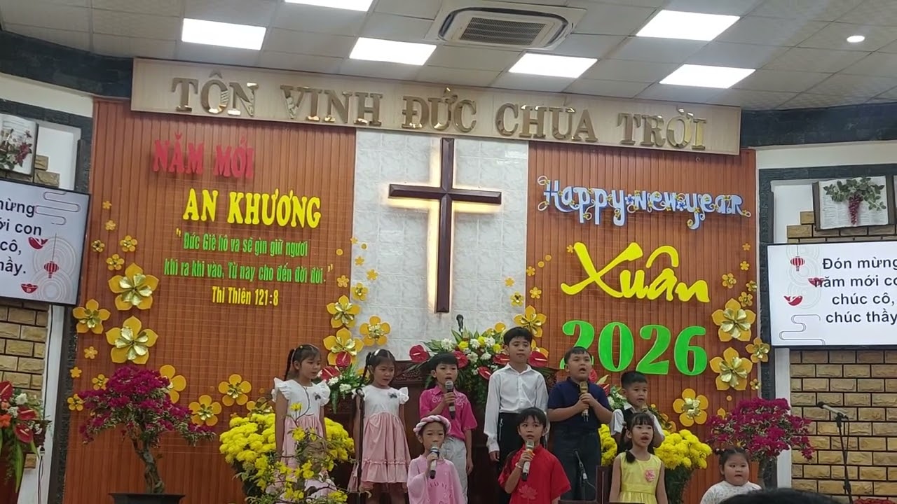 Ấu nhi hát tôn vinh chúa