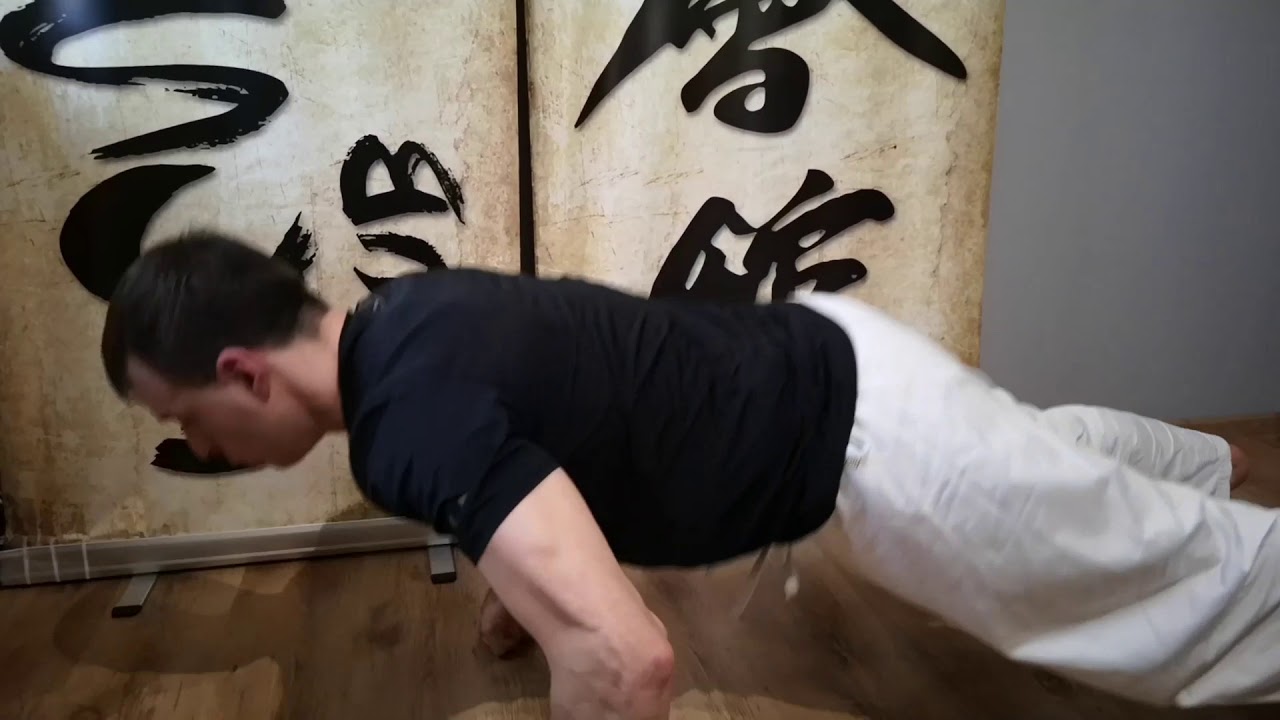 Treningi Enshin karate online - #ĆwiczęwDomu