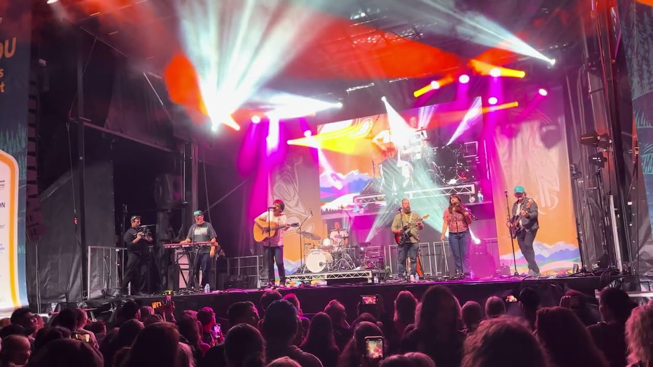 THE STRUMBELLAS "Spirits" live