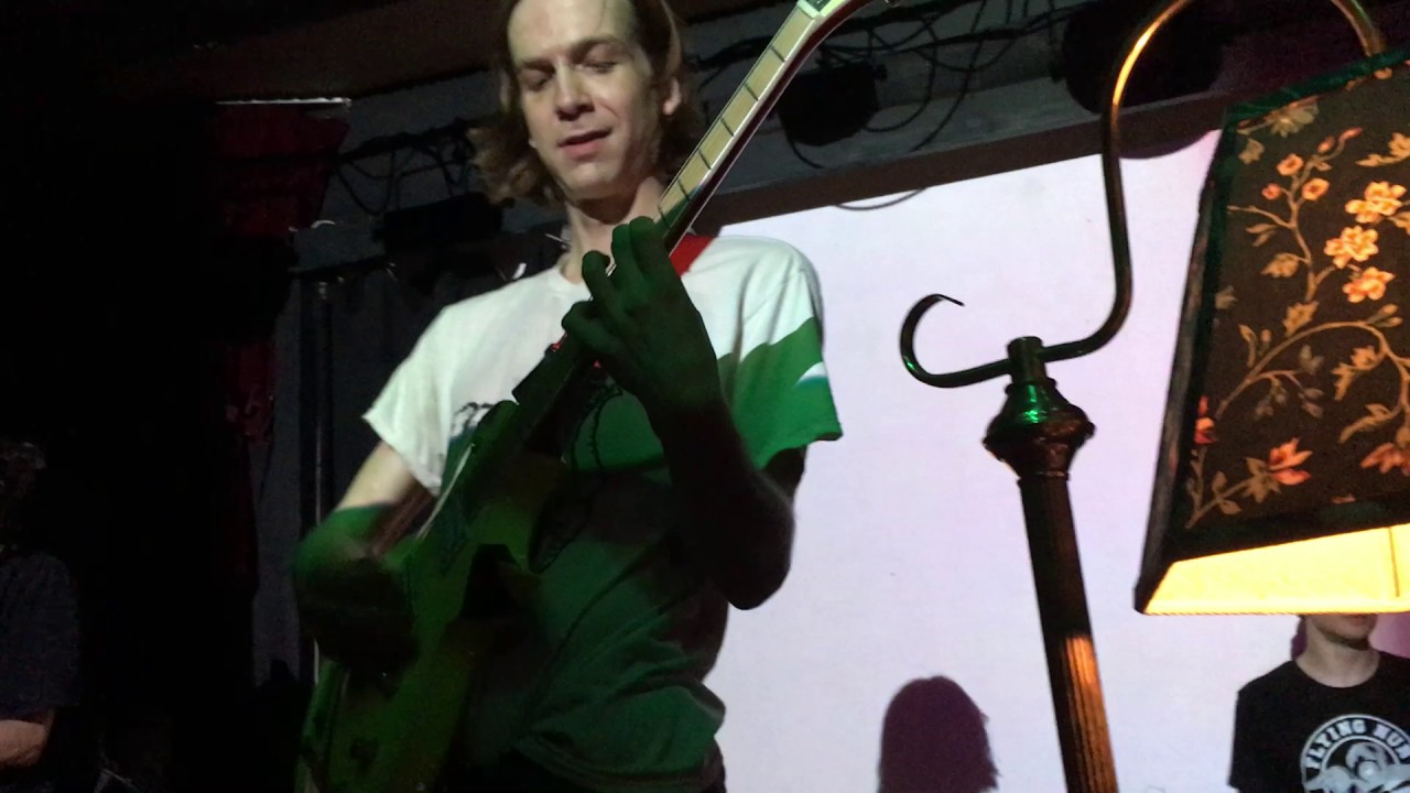 DIIV - Earthboy (Providence 11-3-16)