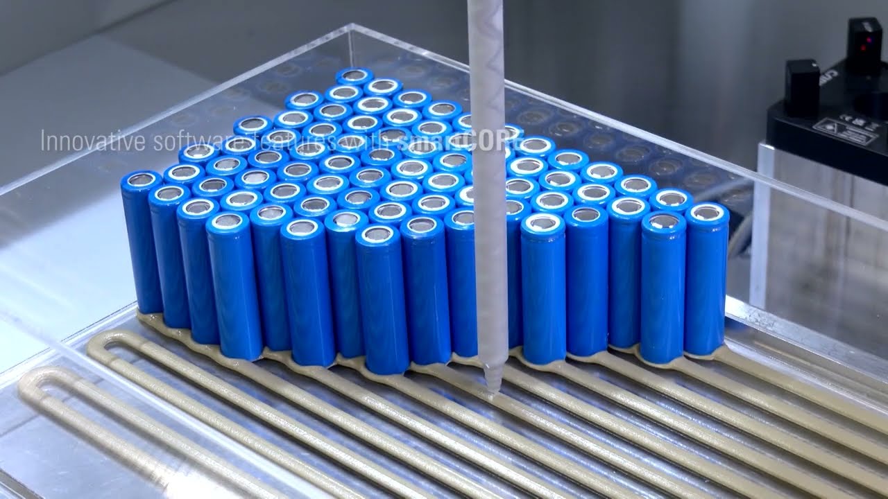 Dispensing I Thermally conductive adhesive SikaFast®-606 TC for EV batteries
