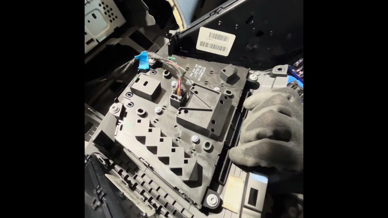 2014 Escape radio no sound fix