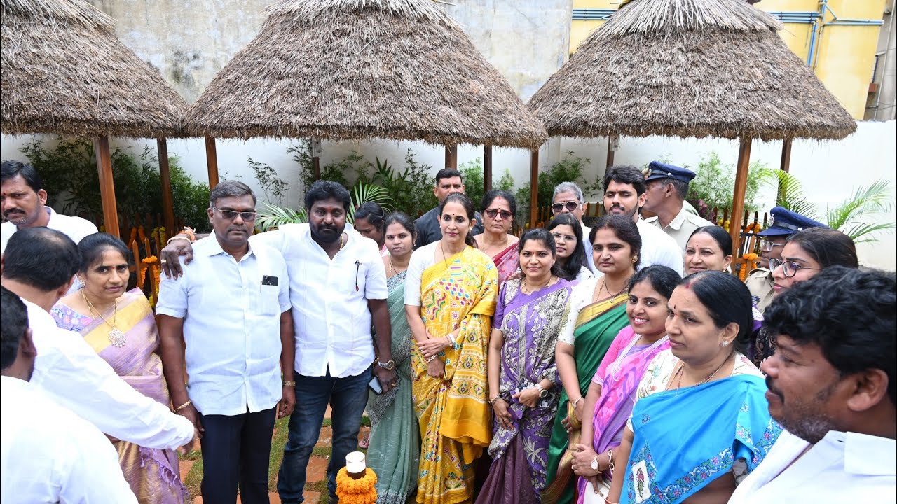 మన కడప నగరంలోని చిన్న చౌక్ బైపాస్ రోడ్, ఎన్జీఓ కాలనీ, ఐసీఐసీఐ బ్యాంక్ సమీపంలో ఏర్పాటు చేసిన CHIKKIS