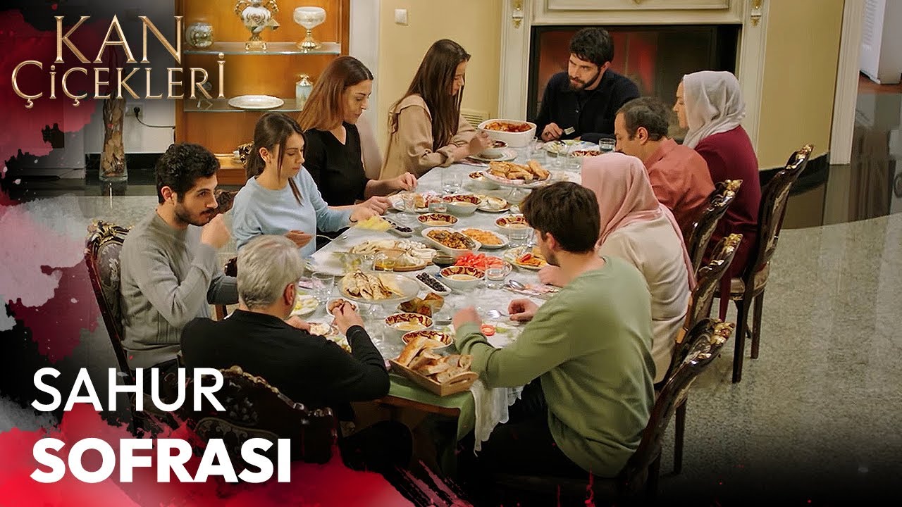 Karabey Konağında İlk Sahur - Kan Çiçekleri 270. Bölüm