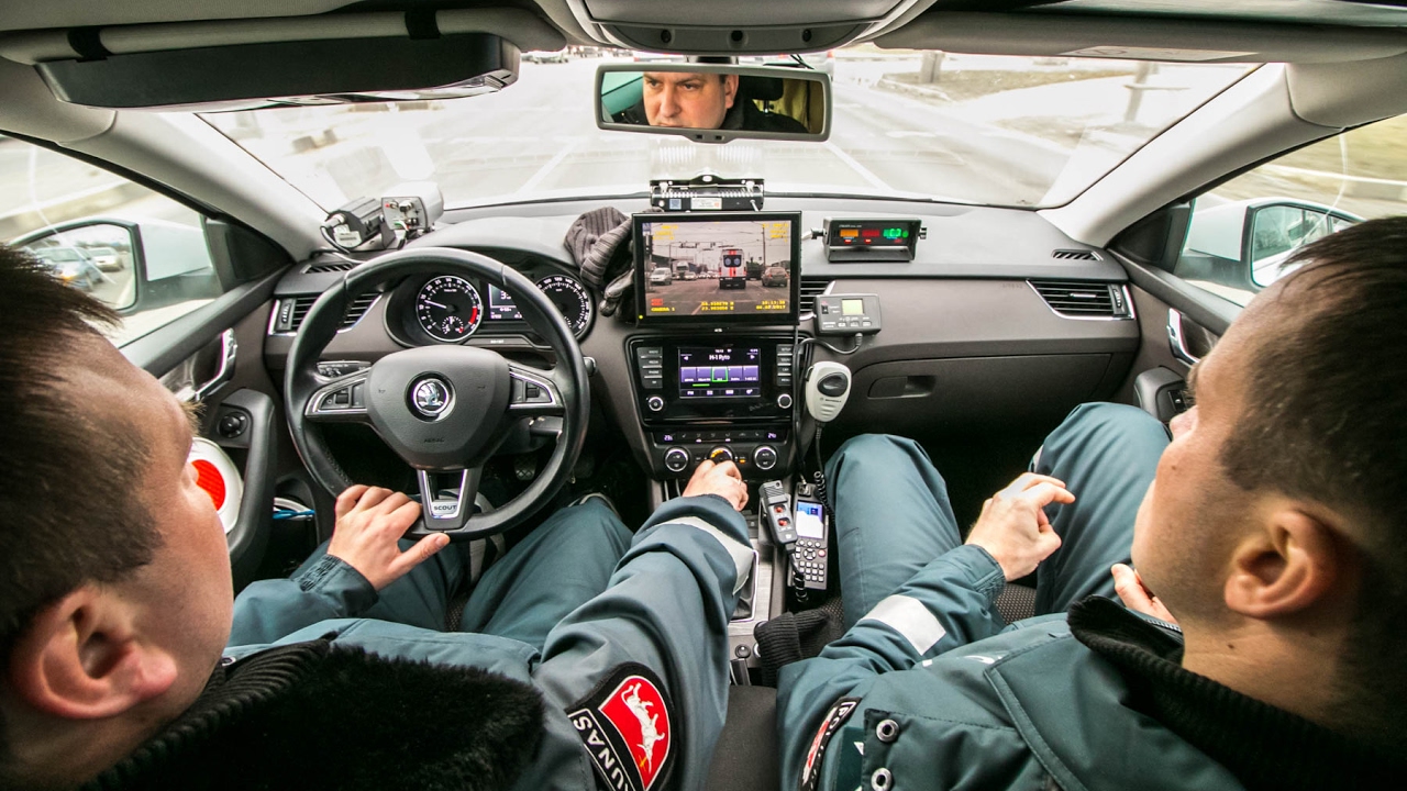 Policijos darbas nežymėtu automobiliu Kauno keliuose