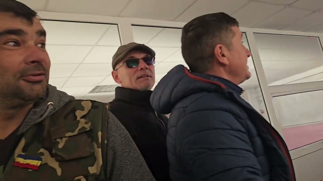 Atac asupra cetatenilor din partea unui consilier care se crede stăpânul inelelor