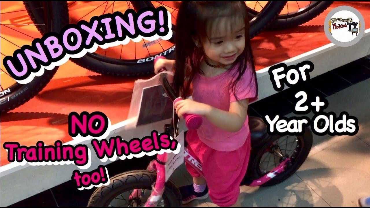 Trek Kickster Balance Bike & Crazy Safety Cheshire Cat Helmet UNBOXING!