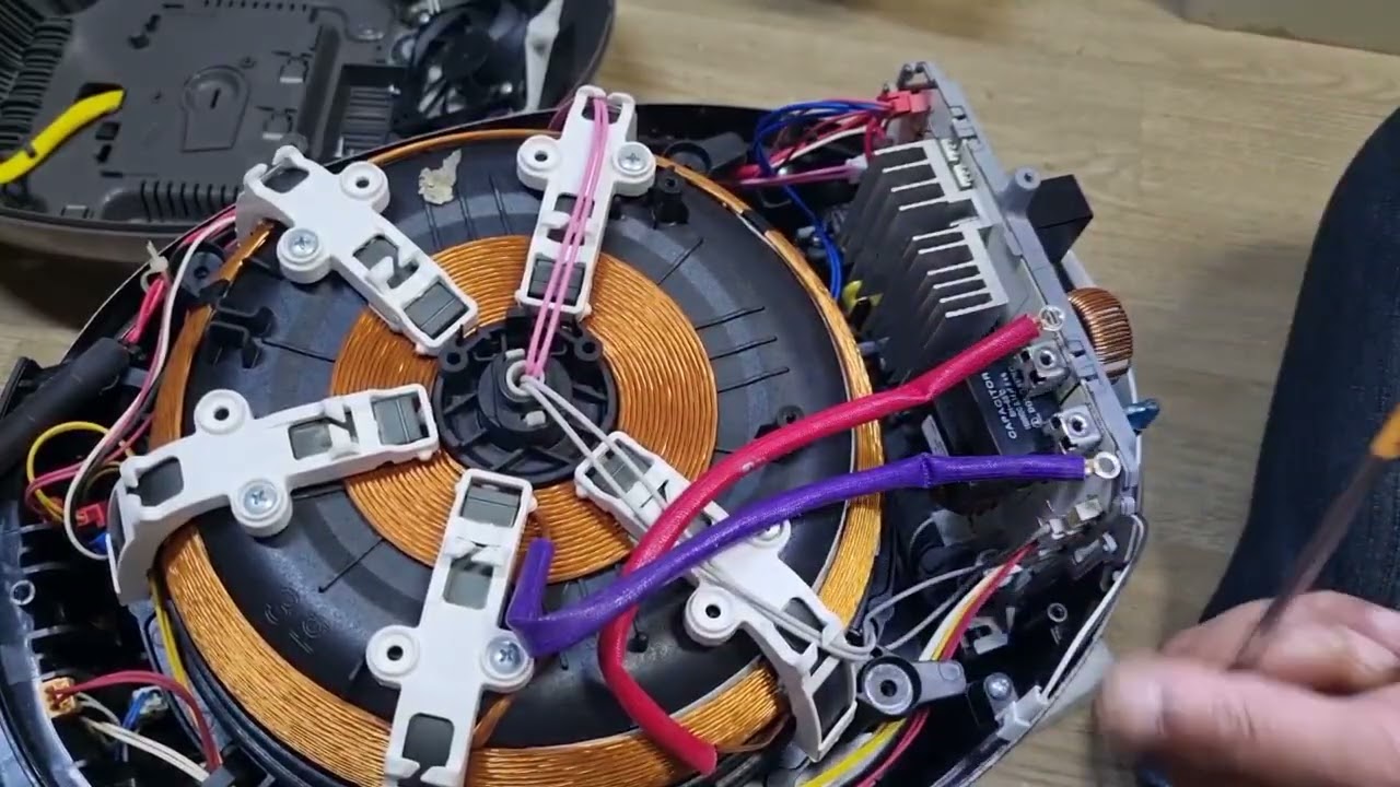 쿠쿠밥솥 전원이 안켜짐 뚜껑안에 선끼리 쇼트생기면서 PCB기판 마이컴IC쇼트 수리불가 /유튜브보고 수리의뢰 택배보내주셨네요