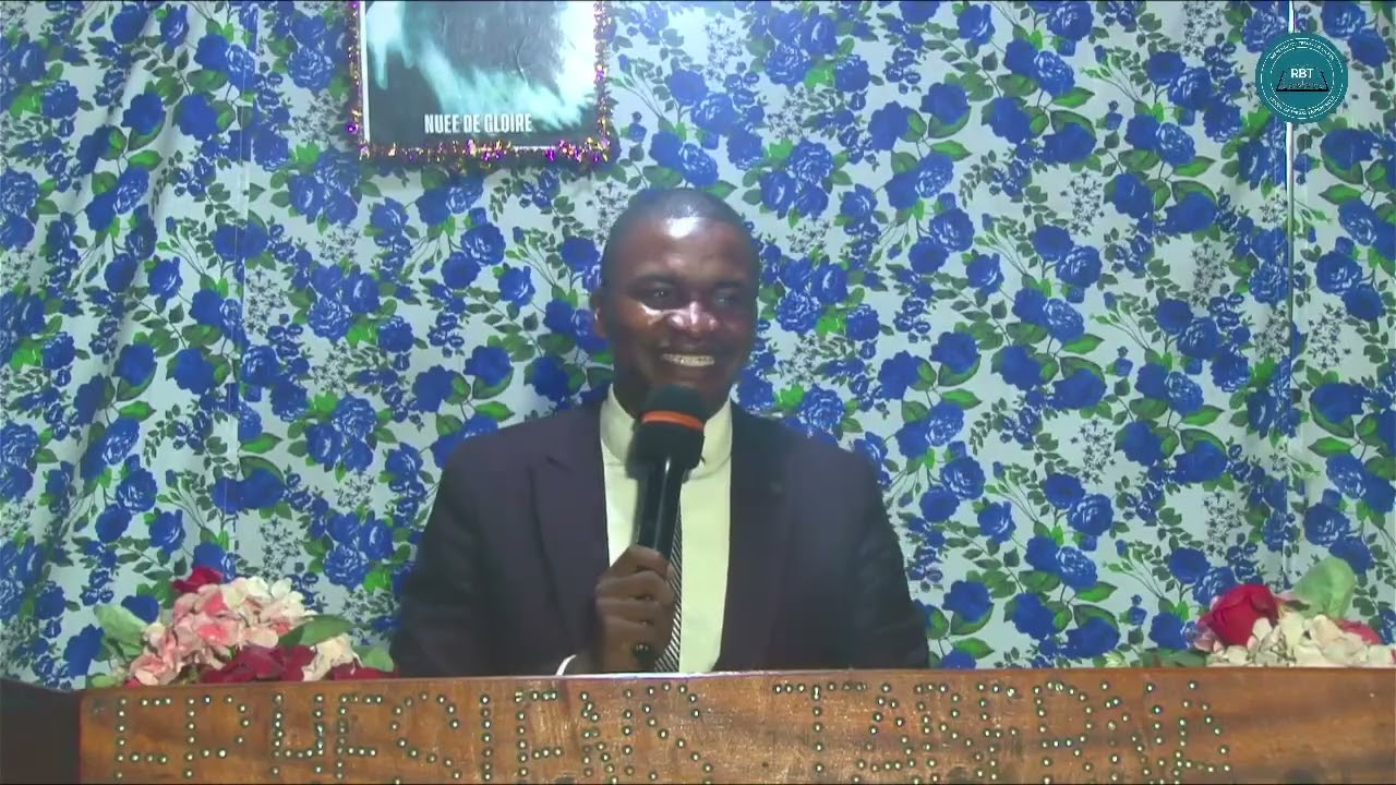 Le Past. ESPÉRANT IYEYE A L’ÉGLISE EPHESIENS TAB DE KINKOLE.