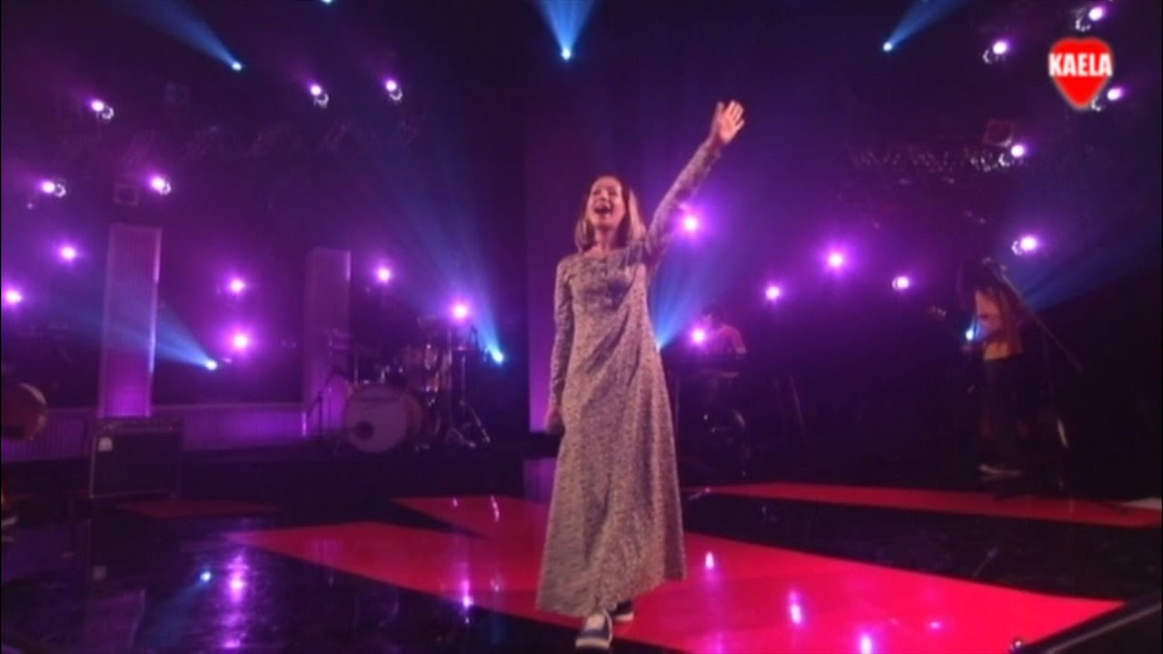 [TV LIVE] 木村カエラ - BANZAI～マスタッシュ～Magic Music [2009]