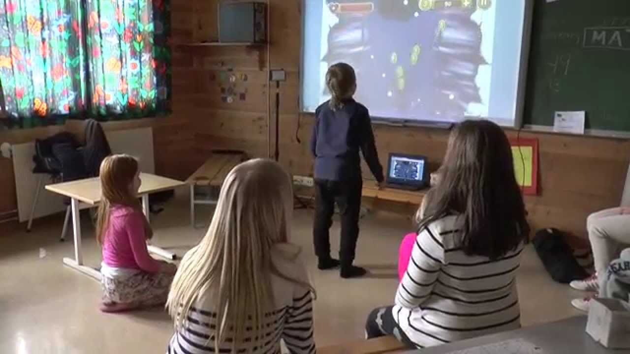 Hvalen V&aring;ge testes av SFO gruppen p&aring; Skogsv&aring;g skule