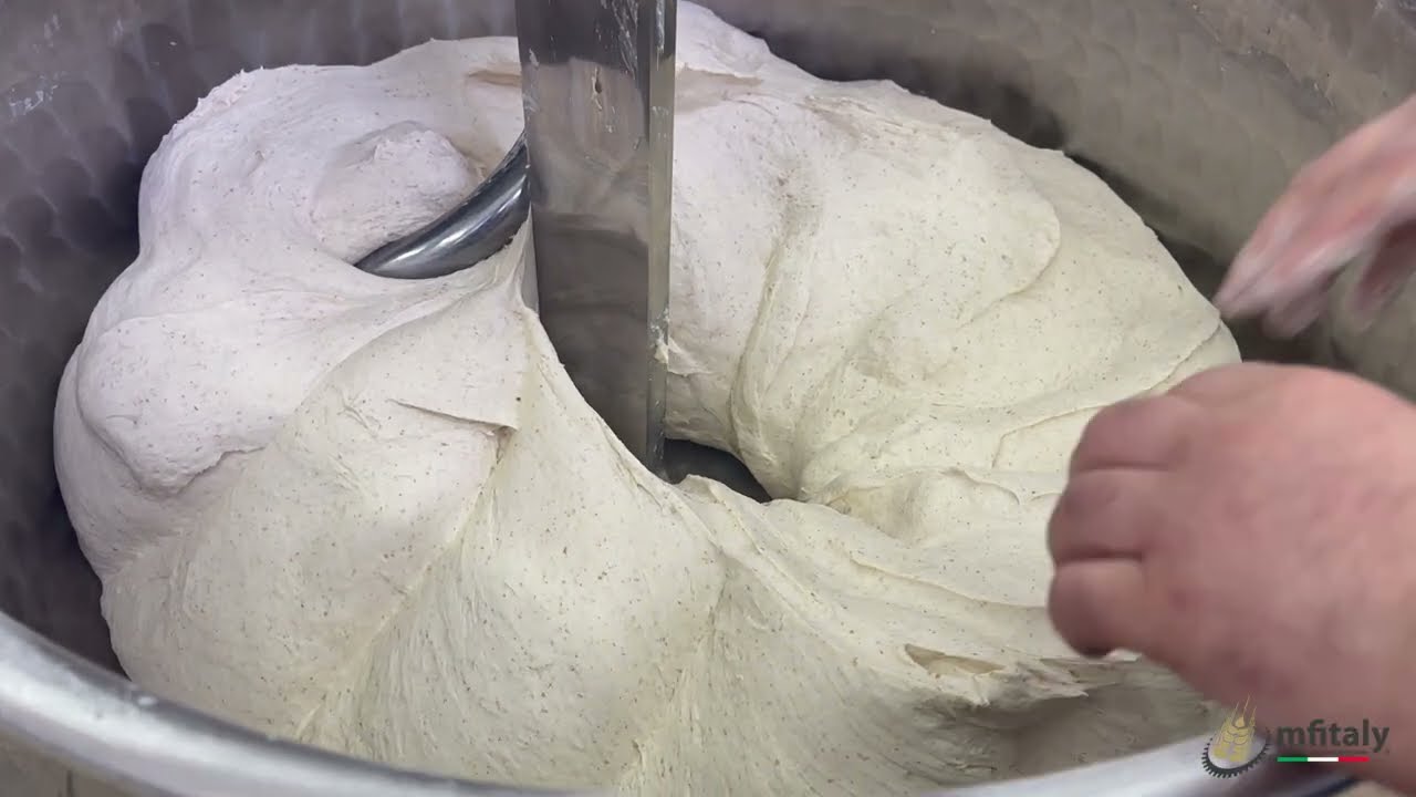 MFITALY | Spiral dough mixer for sourdough bread - pizza high hydration - pain au levain - パンミキサー