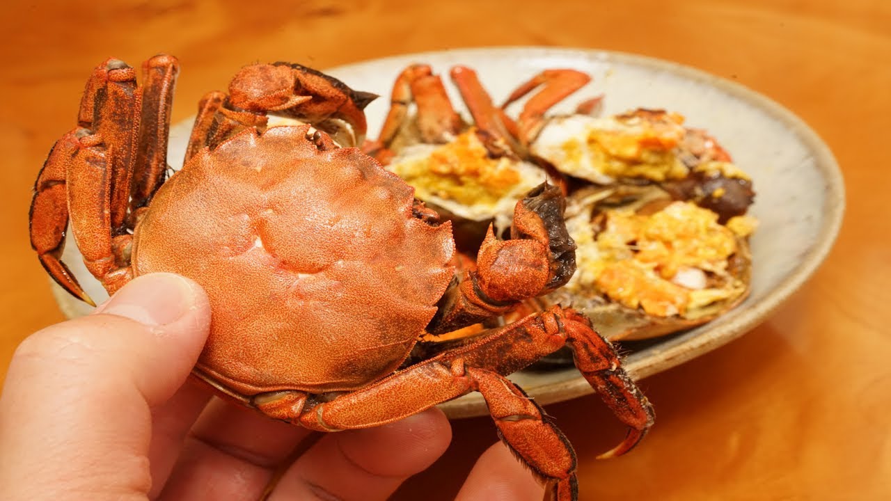 モクズガニの塩茹で（締め方と茹で方と食べ方）