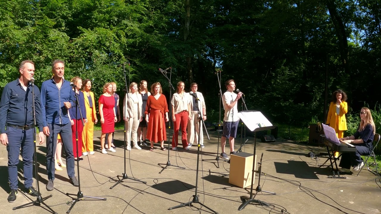 BLENDED - Licht en Donker (Froukje Veenstra)   |   23 juni 2024   |   Openluchttheater Elsrijk