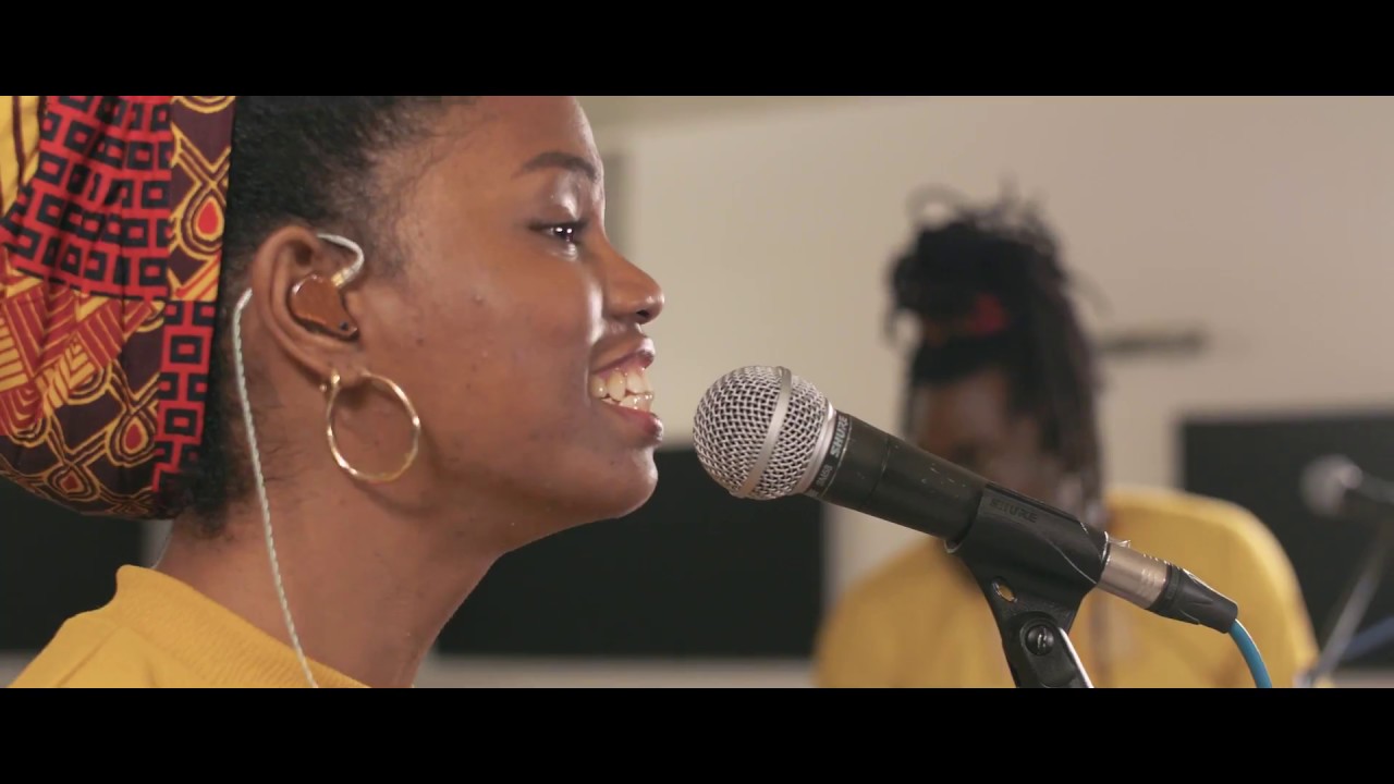 Gwen & Tiana - African Time (Session in Paris)