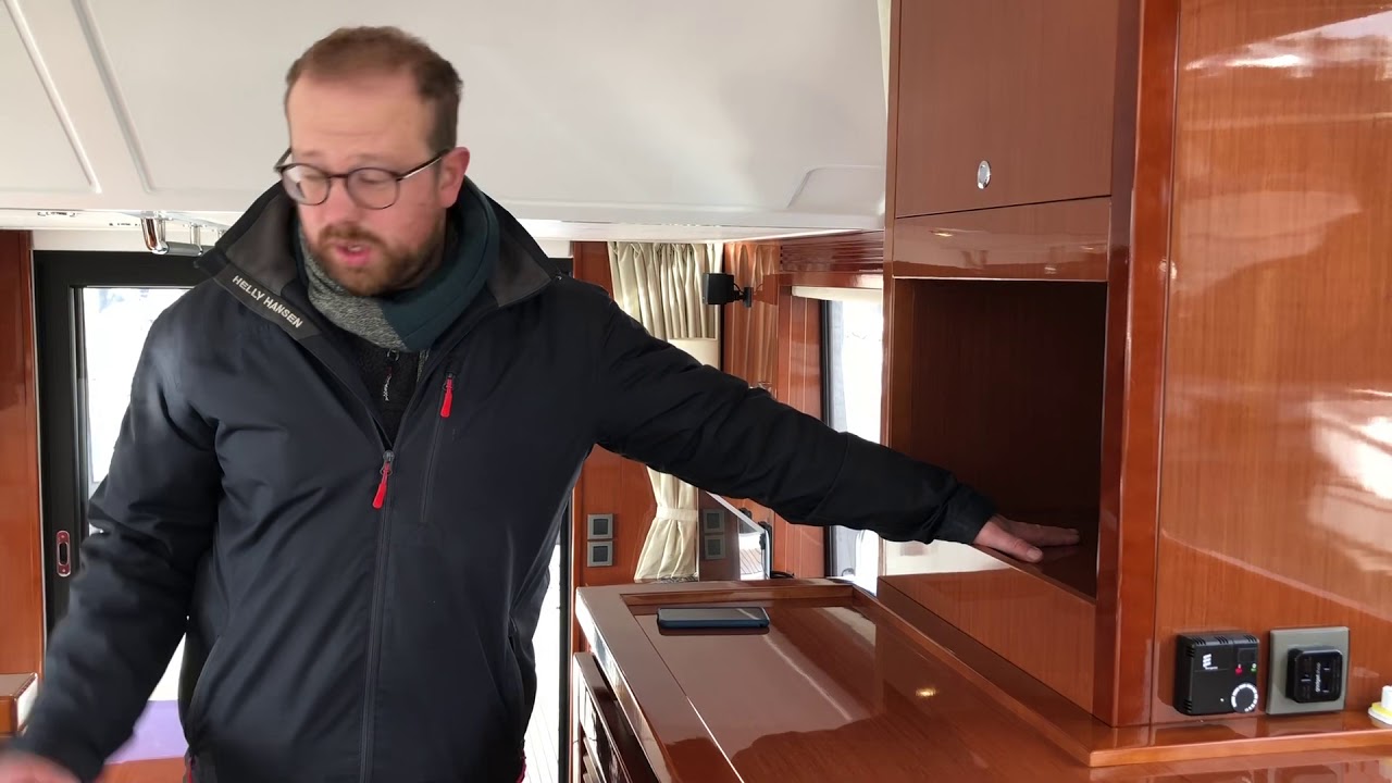 Beneteau Swift Trawler 50 walkthrough by Southpier Marine