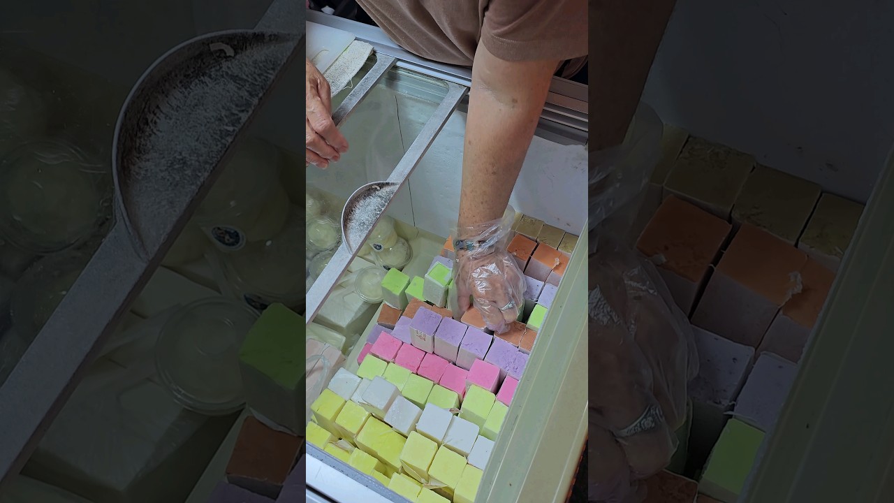 $0.3 Street Ice Cream - Chiang Mai Sunday Night Market #shorts