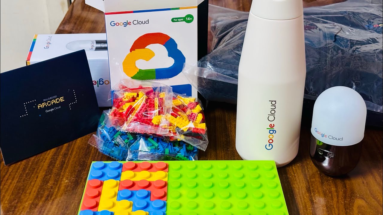 Google sent me THIS! Finally got my FIRST official goodies! Google Cloud Facilitator Swags Unboxing