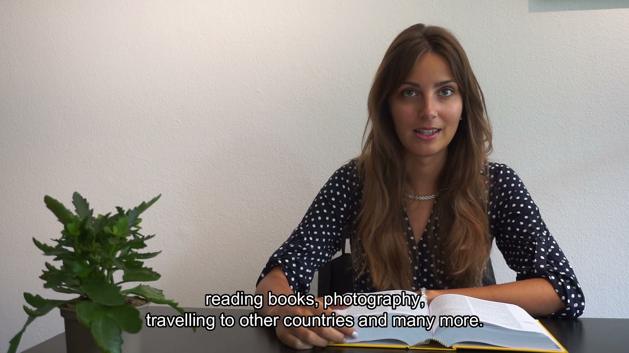 Maria, highly qualified multilanguage teacher: Italian, German, English, French, Spanish and Serbian