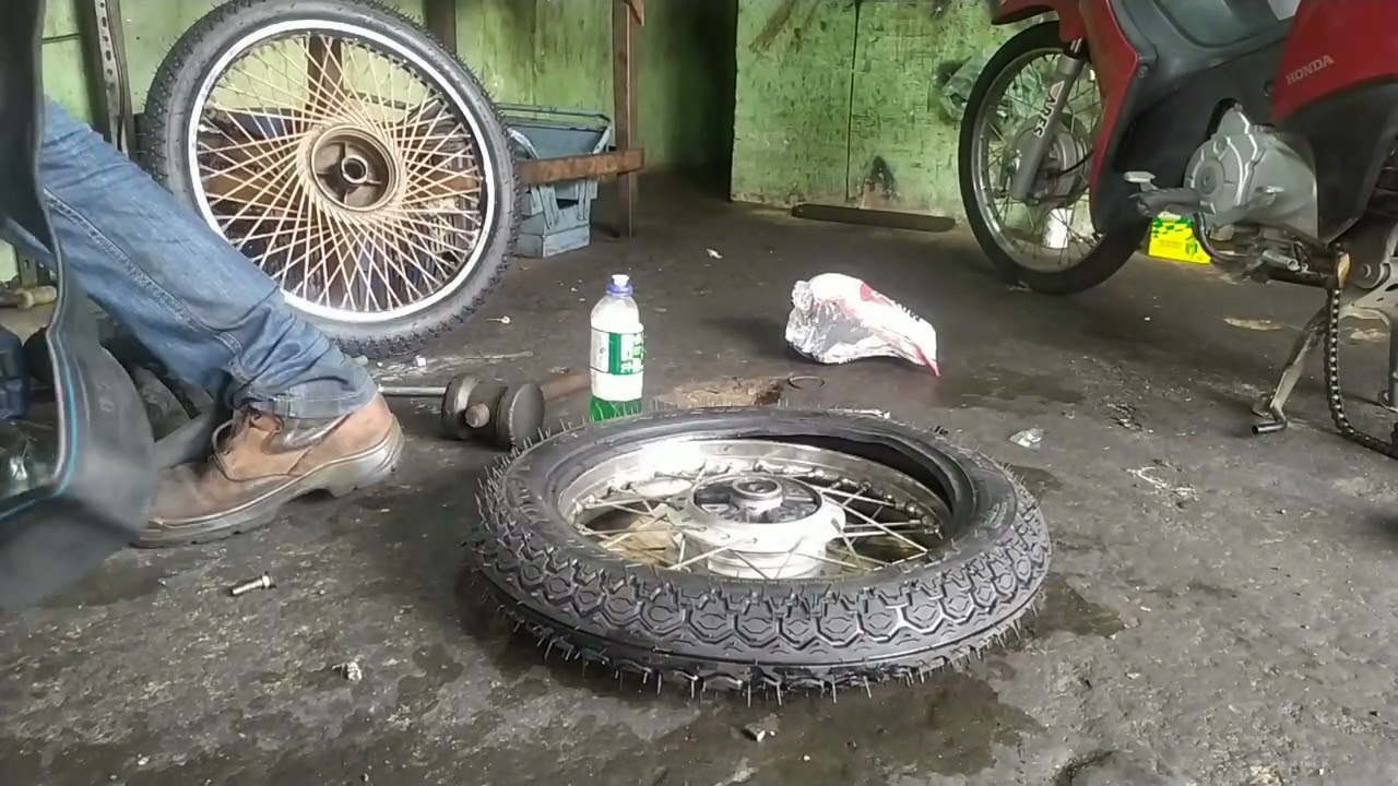 Saiba como desmontar e montar roda traseira da Biz, simples fácil e rápido