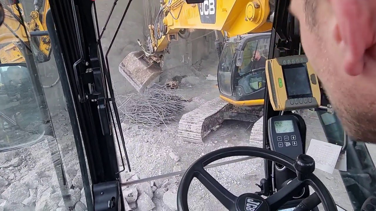 моя робота на екскаваторі jcb js145w