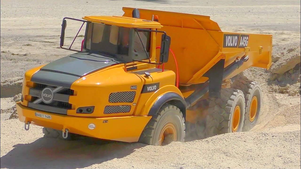 MASSIVE RC Transporters Move HEAVY Loads with Volvo A45G