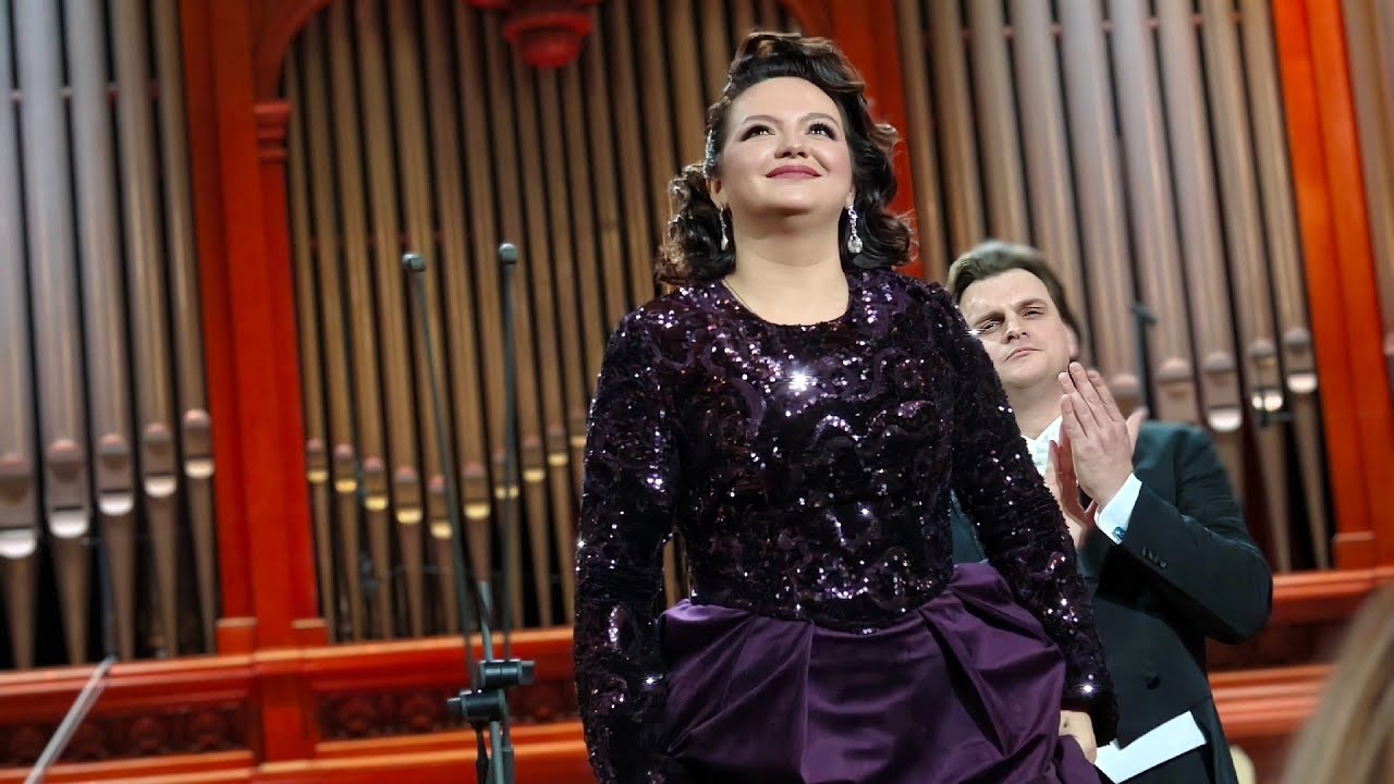 Yulia Mennibaeva 