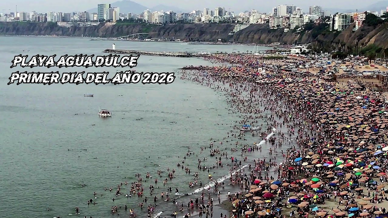 PLAYA AGUA DULCE EN LIMA RECIBE EL NUEVO A&Ntilde;O 2026 REPLETO DE VERANEANTES #per&uacute; #peru #lima #a&ntilde;onuevo