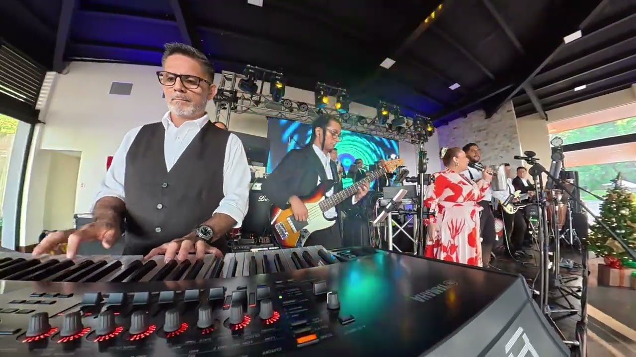 🔴 SI ANTES TE HUBIERA CONOCIDO - Los Alfaro ft. Gaby Tobar - Fiesta Navideña SIEMENS - vie19dic202