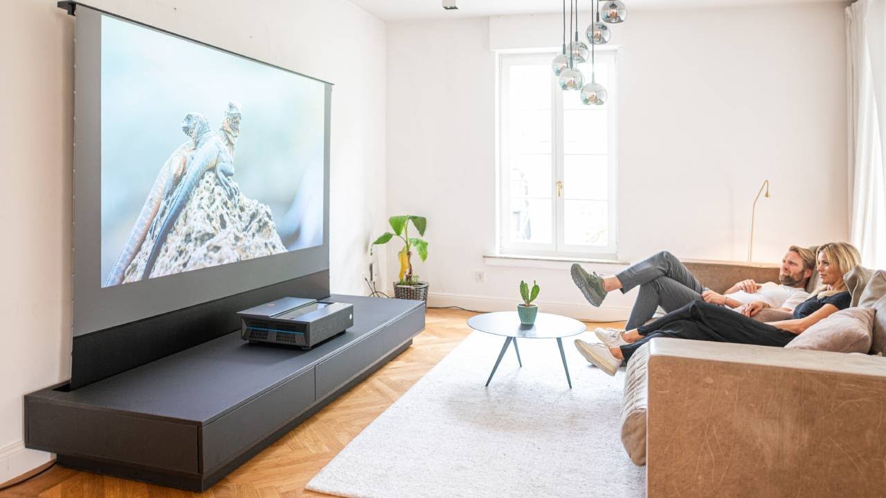 BenQ 4K Laser Beamer &ndash; Ein DIY-Projekt zum perfekten TV-Ersatz &ndash;