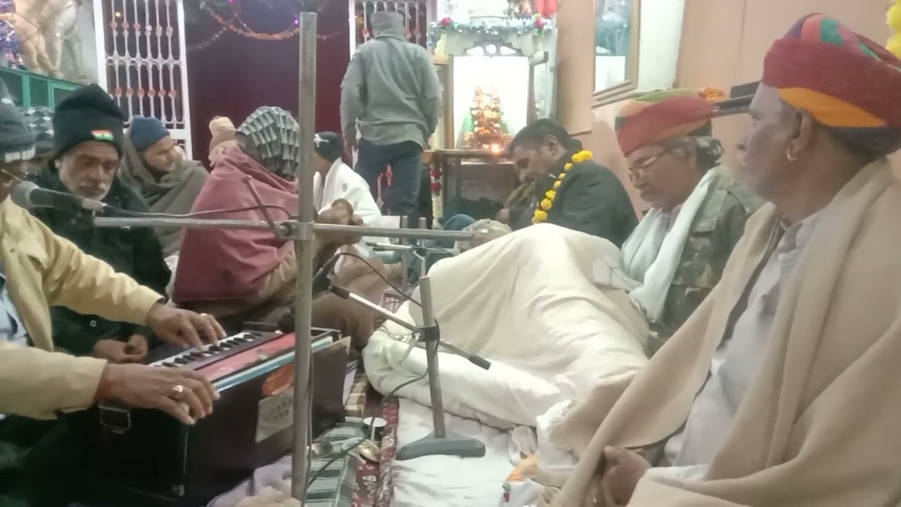 बाबा रामदेव जी का जुम्मा गायक किशोर सिंह जी ढोलक कुशल राणा रामपुरा गली नंबर5  ,8385027713