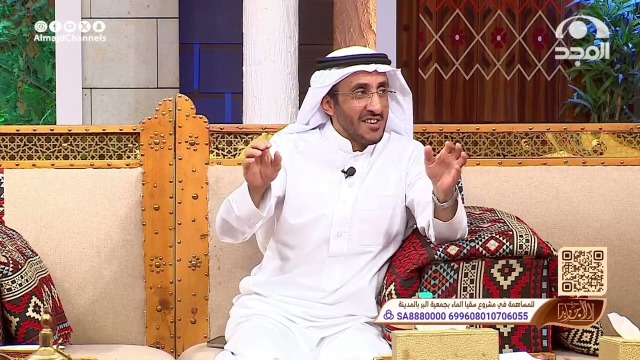 رجل مسافر مع عائلته من القصيم إلى المدينة فانفجر كفره وفجأة مر من أمامه سيارة سطحه ! سعيد السعيد