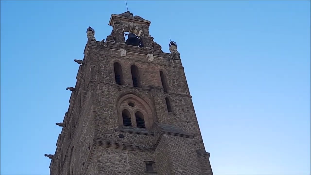 Cloches cathédrale St-Etienne de Toulouse (31) - Sonnerie dominicale