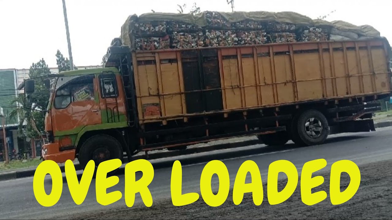 Indonesian Big Trucks Over Loaded, Compilation
