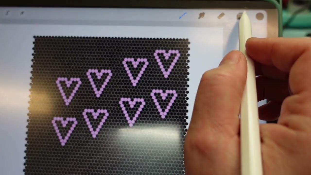 How to make rhinestone templates in procreate