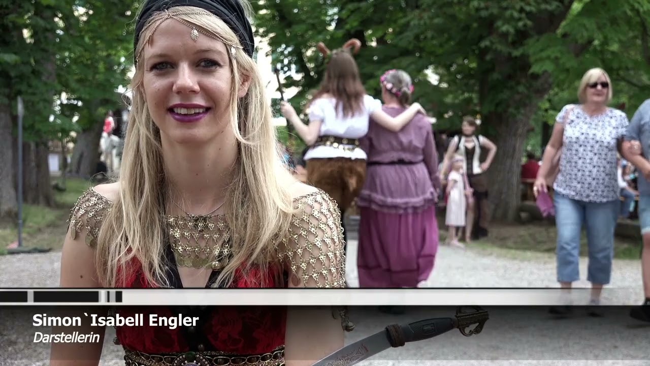 Säbeltanz mit Simon Isabell auf Wasserschloss Sandizell (Mittelalterspektakel)