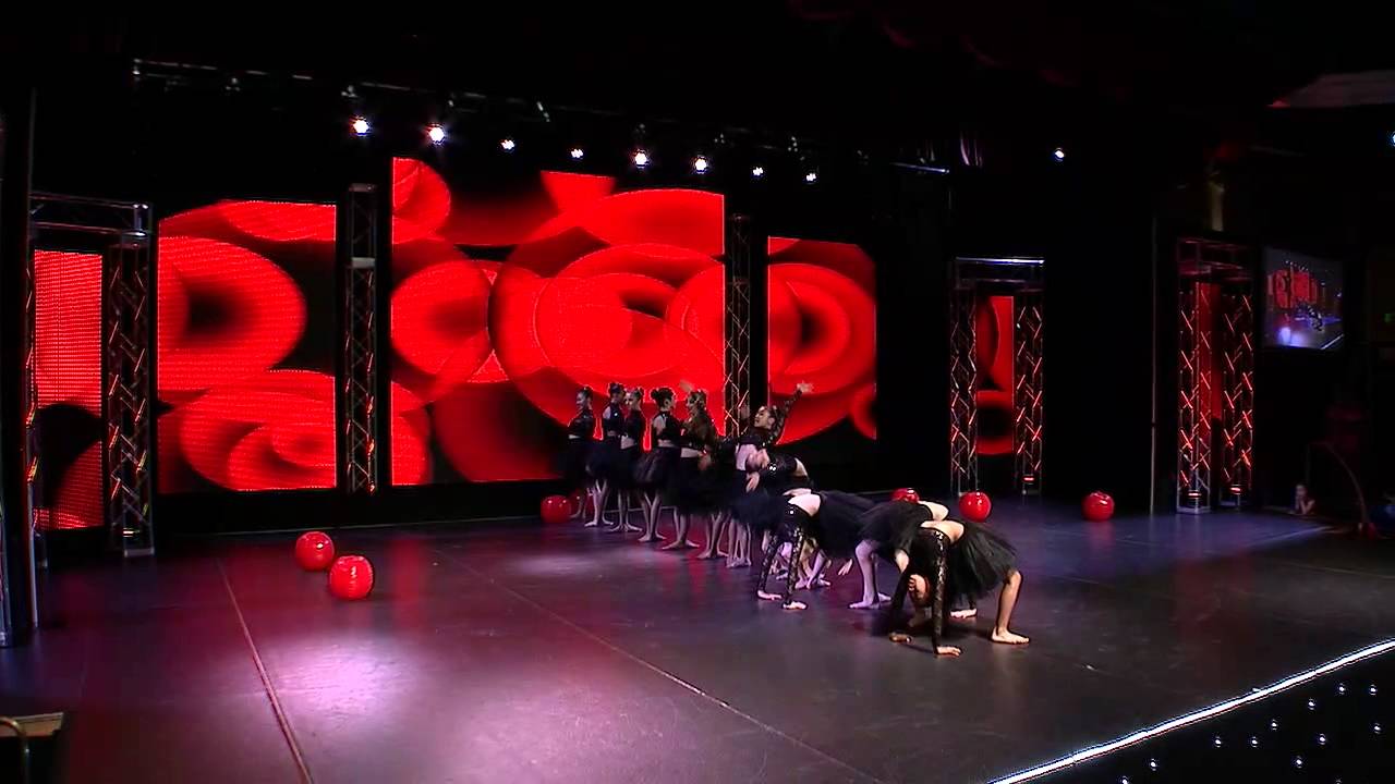 Showstopper 2015 - Red Balloons (Dance Studio 84)