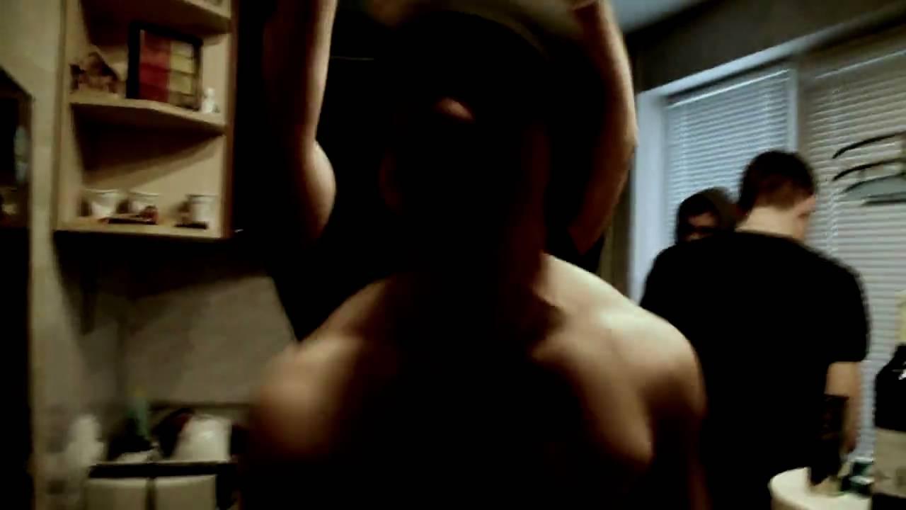 Местные - Все взгляды на меня(www.rap.ua).m2t.sfl.m2t