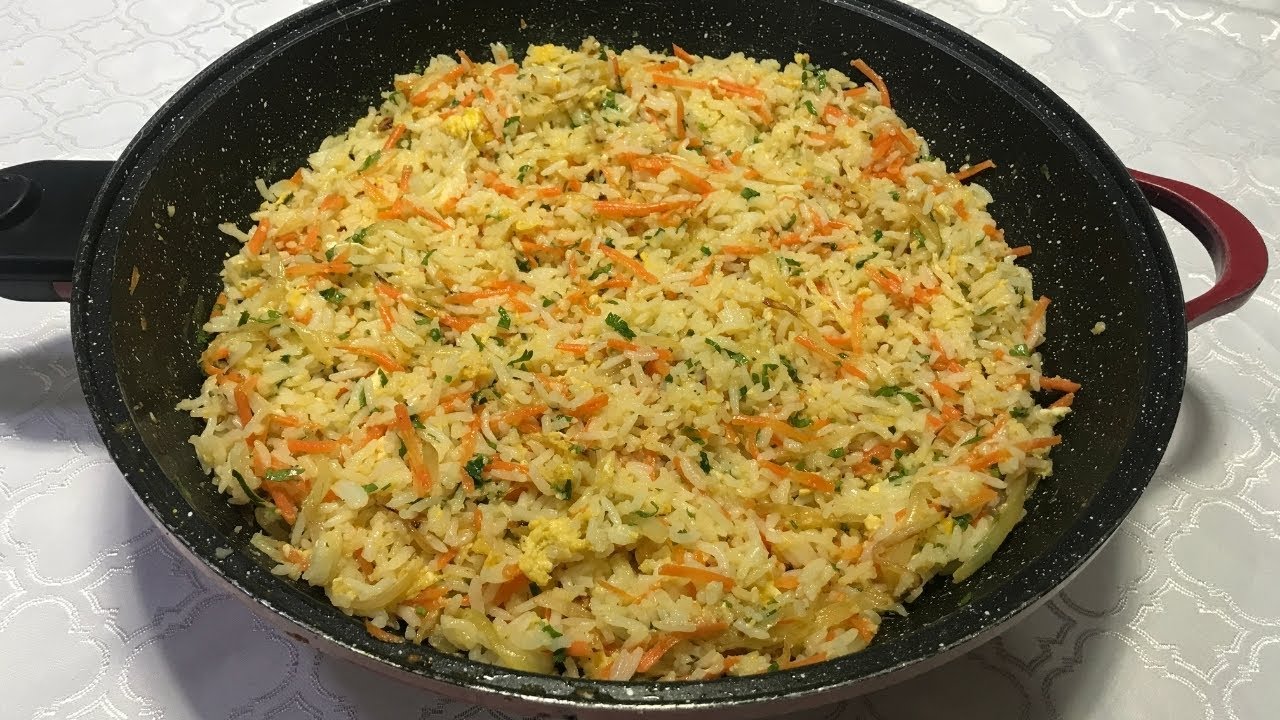 Arroz Frito | Feito Com Sobras de Arroz | Delícias da Eleni