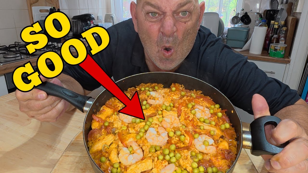 This Paella is so good had to give some to the Neighbours
