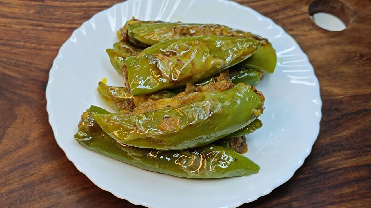 एक इस तरह से यह बनाकर खा लिया तो टेस्ट भूल नहीं पाएंगे| Bharwa mirchi🌶️ |@snehaarvindcookbook6001