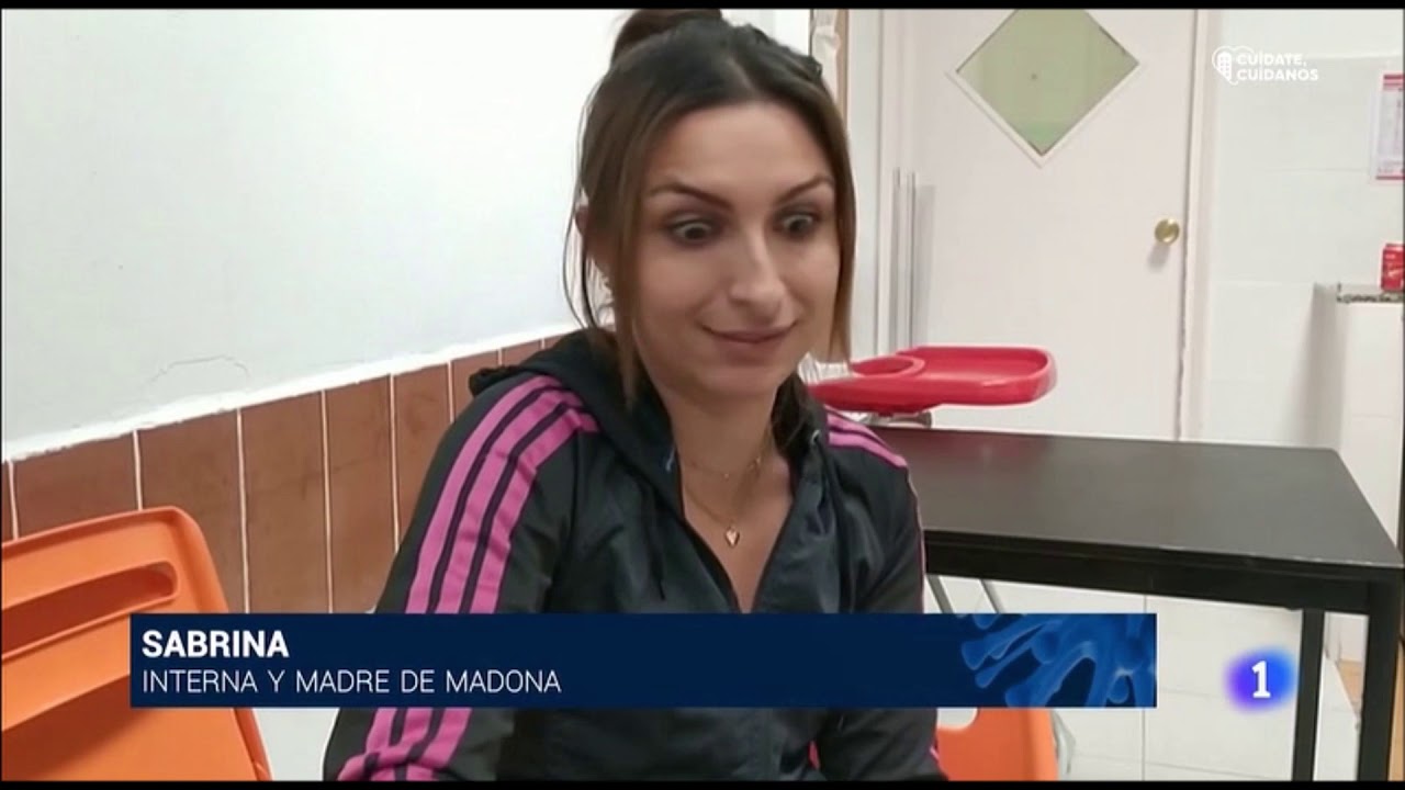 Els menors de tres anys que conviuen amb les seves mares a la presó de Wad-Ras tornen a passejar.